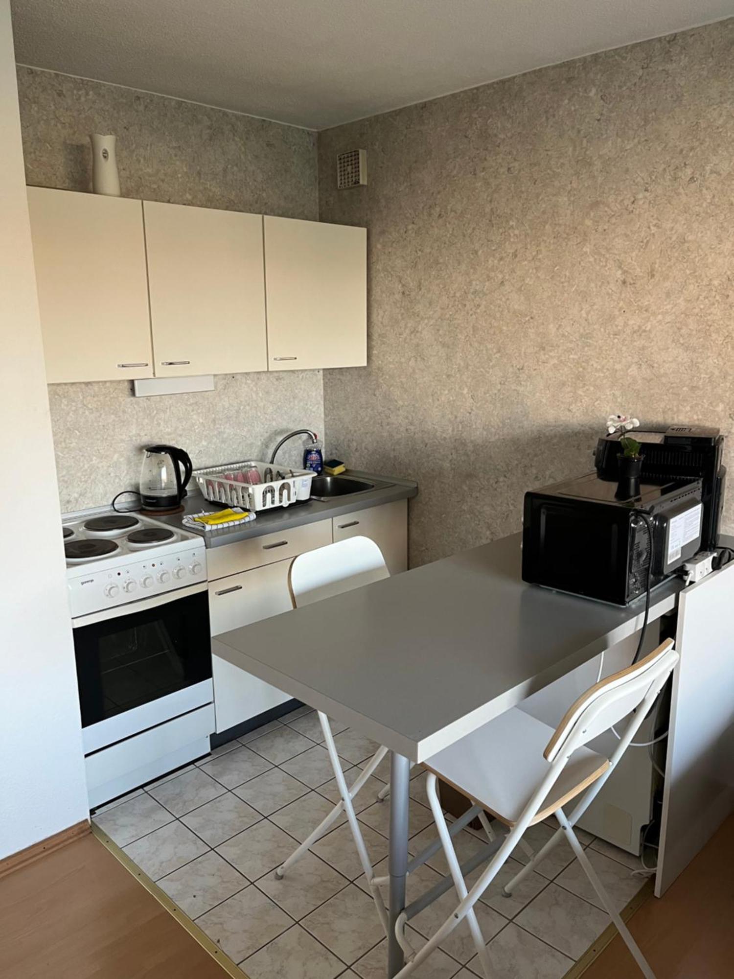 Ruhige Sonnige Wohnung Mit Rooftopterrasse Nahe Universitaet Gerbrunn Eksteriør billede